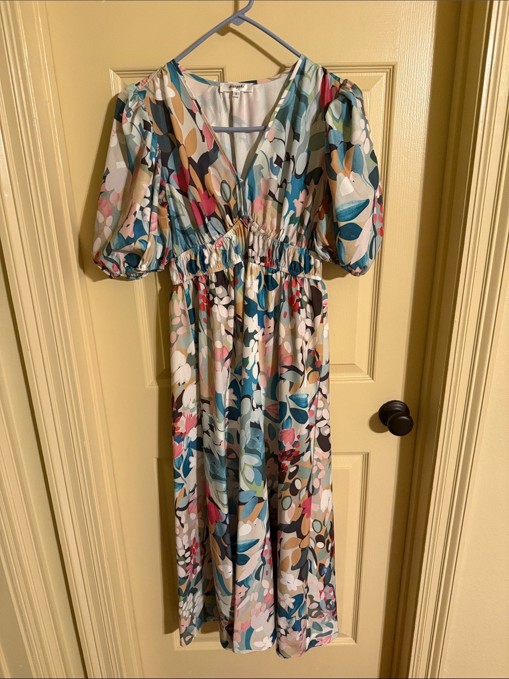 Flutter Sleeve V-Neck Midi Dress in Multi-Color Floral